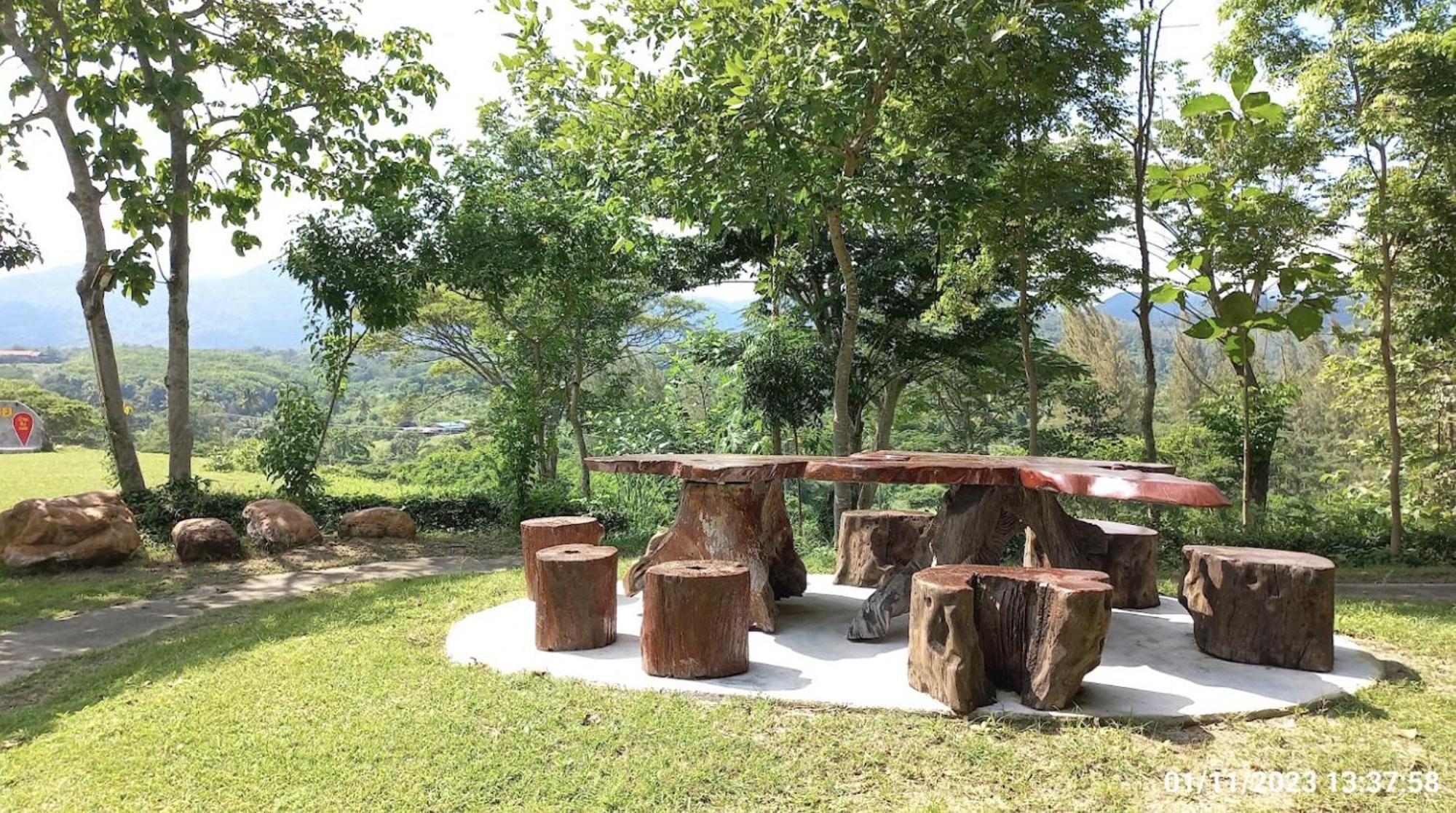 บ้านอิงเมยแคมป์ แก่งกระจาน Ban Phu Bon Екстер'єр фото